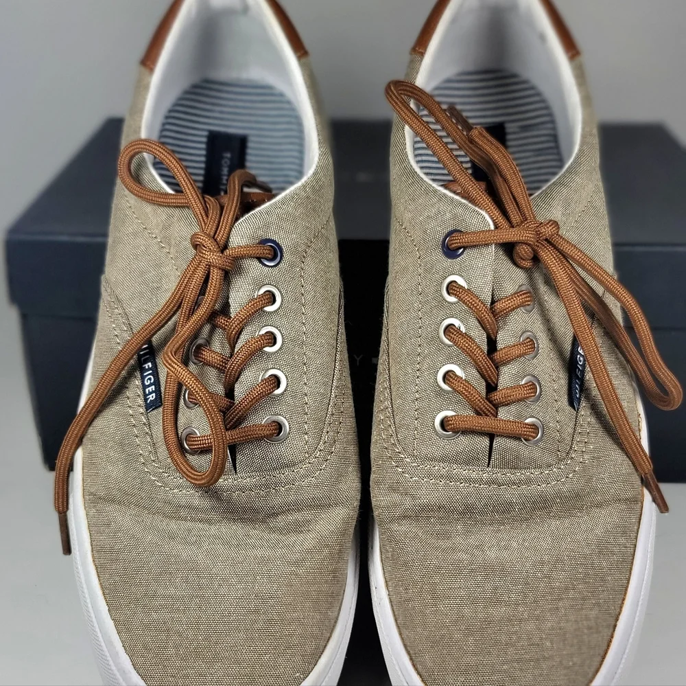 TOMMY HILFIGER Mens Phero Sneaker Size:9 - Picture 3 of 13